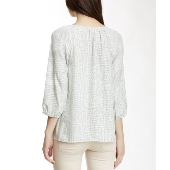 Joie Coralee Silk V Neck 3/4 Sleeve Blouse Top XS - Picture 3 of 12
